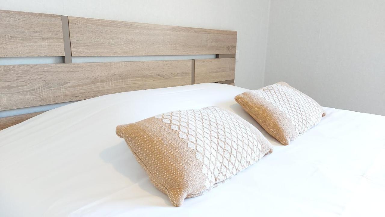 Logis Hotel Vannes Nord Le Clos Des Hortensias Locqueltas Esterno foto